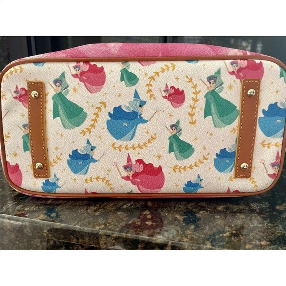 NWT Disney dooney and bourke sleeping beauty 60th anniversary tote - Picture 5 of 10